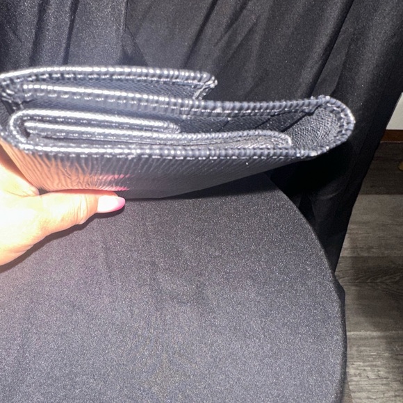 Louis Vuitton Saint Jacques Epi Bag and Wallet bundle - pre loved 100% authentic - Picture 12 of 14